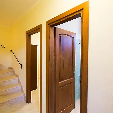 Appartamento Relaxing Le Residenze Del Maria Rosaria Num2215